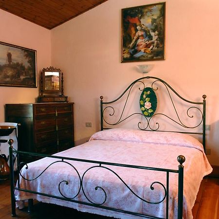 Agriturismo Ca Serrantonio Urbania Exterior foto